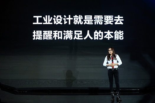 图5-OPPO R11设计师Ann解读R11的“适众之美”.JPG