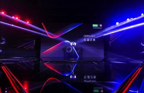 图1-OPPO燃情开启“红蓝之夜”.jpg