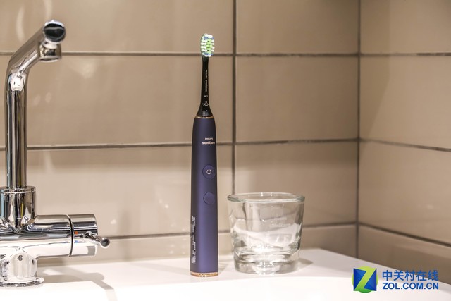 你的牙齿刷对了吗？飞利浦声波震动牙刷告诉你 