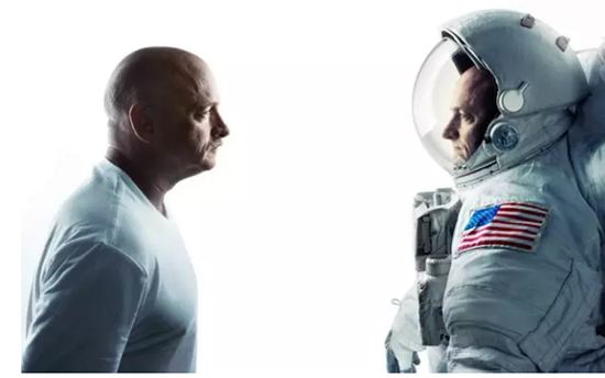 太空生活会使人类身体发生变化吗？图中是美国两位宇航员孪生兄弟。